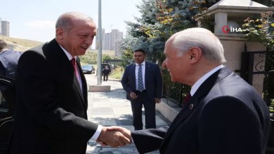  Cumhurbaşkanı Erdoğan, Devlet Bahçeli’yi evinde ziyaret et 
