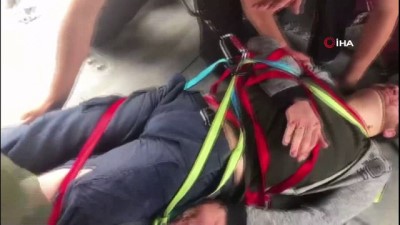  2992 metrede mahsur kalan yaralı dağcı, Jandarma helikopteriyle kurtarıldı
