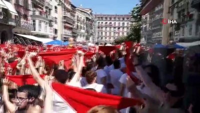 boga festivali -  - 9 Gün Sürecek Geleneksel Boğa Festivali İspanya’da Başladı Videosu