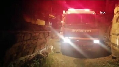ahsap ev -  Çan’da iki katlı evde yangın  Videosu