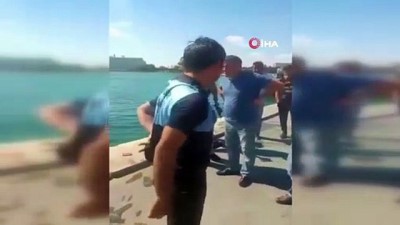 zabita memuru -  Kahraman zabıta sıcaktan bayılıp denize düşen kadını kurtardı Videosu