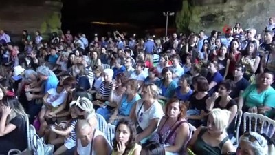 ispanya -  Mağarada müzik ziyafeti Videosu