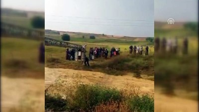 mahsur kaldi - Taşkın nedeniyle tarlada mahsur kalan işçileri itfaiye kurtardı - KASTAMONU  Videosu