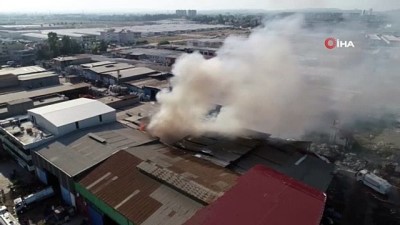  Geri dönüşüm fabrikasında çıkan yangına ‘toma’ takviyesi