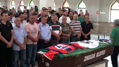  Fanatik Beşiktaş taraftarı kansere yenik düştü