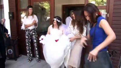 gelin arabasi -  Down sendromlu Zeliha’nın gelinlik hayali gerçek oldu  Videosu