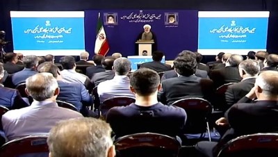 Ruhani'den ABD'nin Zarif yaptırımına 'çocukça bir iş' yorumu