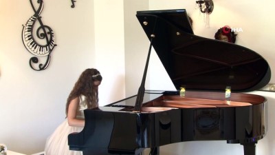  10 yaşındaki piyano sanatçısı İlyun, İspanya’dan birincilik ile döndü 