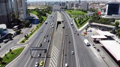 arefe gunu -  İstanbul'da boş kalan yollar havadan görüntülendi  Videosu