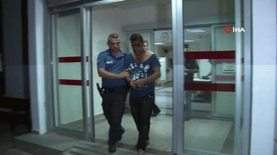 kucuk kiz -  Küçük kız çocuğuna taciz ettiği iddia edilen kişi mahalleli tarafından öldüresiye dövüldü  Videosu