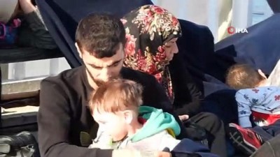  Çeşme'de 82 göçmen yakalandı 