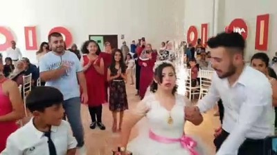 abba -  Down sendromlu Rabia’ya damatsız düğün Videosu