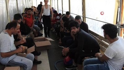  Çeşme'de 47 göçmen yakalandı 