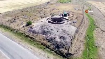 kumbet -  Erzurum’da Alaaddin Keykubat ve annesi Gürcü Hatun’un mezarı arandı...Alınan örnekler DNA testine gönderildi  Videosu