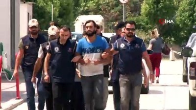  Türkiye'de eylem hazırlığında olan iki DEAŞ'lı tutuklandı 