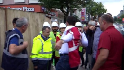 siddetli yagis - İmamoğlu, Üsküdar'da çöken yolda incelemelerde bulundu - İSTANBUL  Videosu