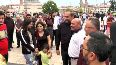 Milli sporcu Semih Saygıner'den bilardo gösterisi - SİVAS