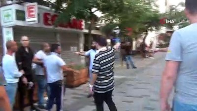 polis merkezi -  Taksim Talimhane'de meydan kavgası kamerada Videosu