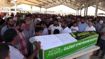 Baraj gölüne giren 3 kişinin boğulması - 13 yaşındaki Elif Naz Çoban'ın cenazesi - GAZİANTEP