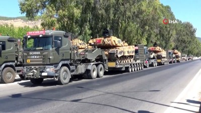  Hatay’da sınır birliklerine tank sevkiyatı sürüyor 