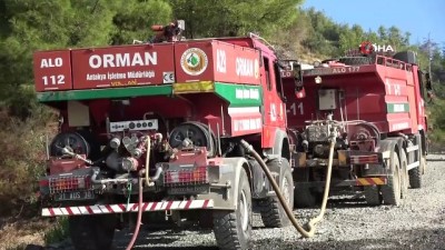  Hatay’daki orman yangını söndürüldü 