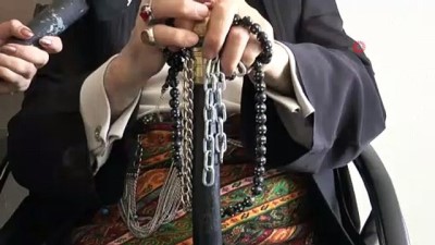 fenomen -  'Türkiye fenomeni' 83 yaşındaki 'Dadaş Necati' dinleyenleri mest ediyor  Videosu