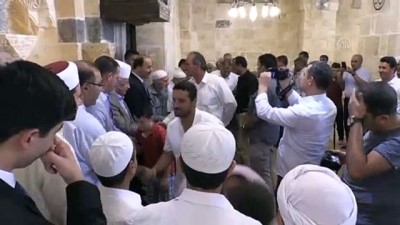 Restore edilen tarihi cami ibadete açıldı - ŞANLIURFA