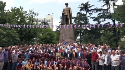 biz bize - Trabzonspor Kulübünün 52. kuruluş yıl dönümü Videosu