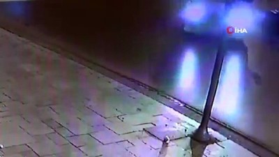 askeri personel -  Askeri araç ile çarpışan minibüs böyle devrildi  Videosu