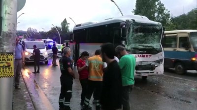 belediye otobusu - Başkentte trafik kazası: 8 yaralı - ANKARA Videosu