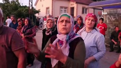 diyalog -  Tır sürücülerine kızıp yolu kapattılar  Videosu