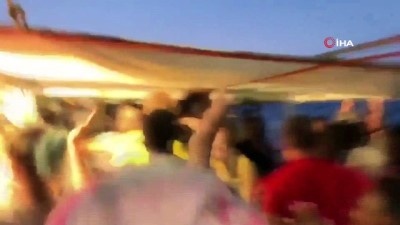 - İtalya, Open Arms’a El Koydu
- Yardım Teknesindeki Göçmenler Karaya Çıktı 