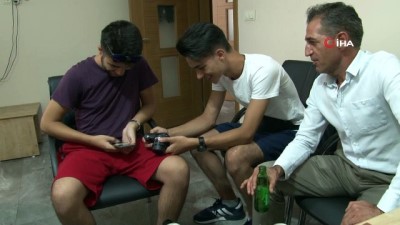 lise ogrencisi -  Yapılan yanlışlık sonucu dünyaca ünlü fenomen oldu  Videosu