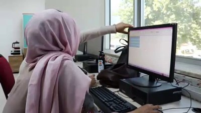 bilgisayar yazilimi - Afgan anne ve kızları eğitimle hayata tutundu - KARABÜK  Videosu