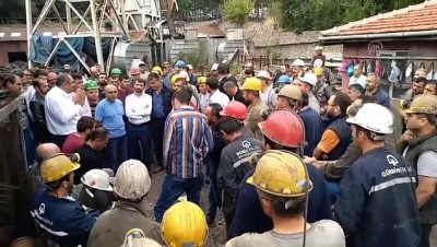 Amasya'da maden işçilerinden basın açıklaması 