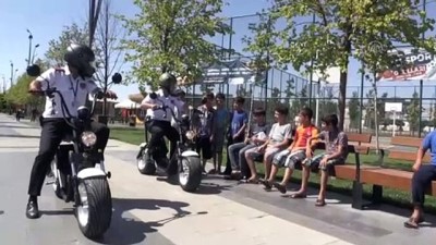 elektrikli bisiklet - Millet Bahçesi'nin scooterli güvenlik görevlileri - GAZİANTEP Videosu