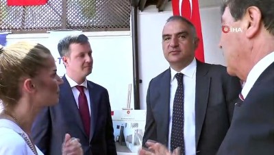 - Turizm Bakanı Ersoy, Türkeş'in doğduğu evi ziyaret etti
- Kültür ve Turizm Bakanı Ersoy, Selimiye Camii’nin restore edileceğini açıkladı
- KKTC'nin Tarihi  Selimiye Camisine 5 milyon!