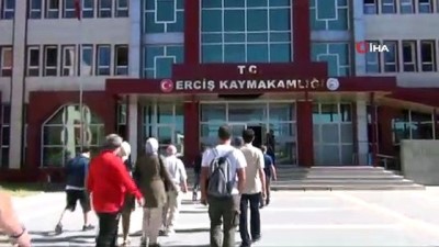  Trabzonlu gazetecilerden Erciş Kaymakamlığına ziyaret 