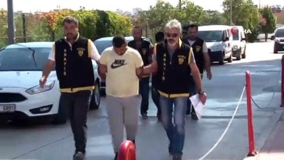polis merkezi -  Cep telefonu için dehşet saçan gaspçılar polisten kaçamadı  Videosu