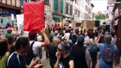 izinsiz gosteri -  - Fransa'daki G7 Protestolarında 68 Gözaltı
- Eylemciler 120 Çalıntı Macron Fotoğrafıyla Yürüyor  Videosu