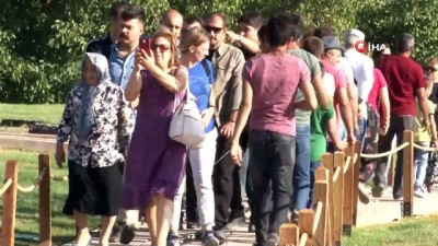 mezar taslari -  Selçuklu Mezarlığı’na ‘Malazgirt’ akını  Videosu