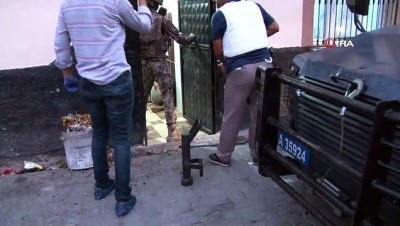  Adana'da DEAŞ operasyonu: 9 kişi gözaltına alındı 
