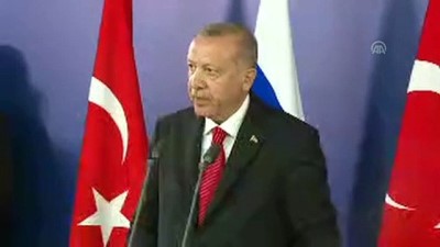 Erdoğan: '(İdlib'de) Rejimin terörizmle mücadele bahanesiyle sivillere karadan ve havadan ölüm yağdırması kabul edilemez' - MOSKOVA