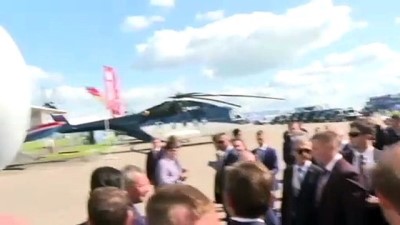 hava tasimaciligi - Erdoğan ve Putin, Rus savaş uçağı SU-57'yi inceledi (2) - MOSKOVA  Videosu