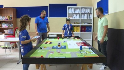 okul servisi - İlkokul öğrencileri dünya robot yarışmasında ikinci oldu - İSTANBUL  Videosu