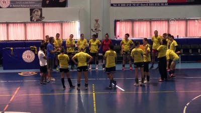 hazirlik maci - Kastamonu Belediyespor'da Şampiyonlar Ligi hazırlıkları - KASTAMONU  Videosu