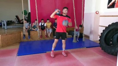 milli guresci - Milli güreşçi Beytullah Kayışdağ, Rıza Kayalp’i örnek alıyor  Videosu