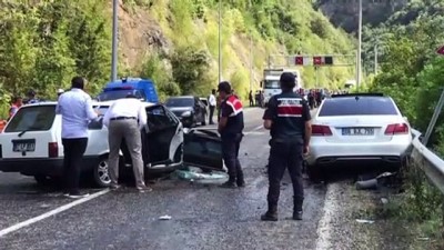 Trafik kazası: 2 ölü, 7 yaralı - KARABÜK