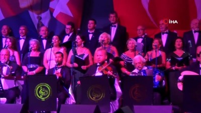  Türk Sanat Müziği konserine Ayvalık'ta yoğun ilgi 