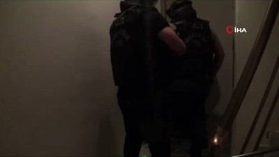 silahli teror orgutu -  Esenyurt'ta terör operasyonu kamerada  Videosu